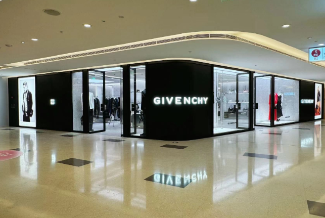 Givenchy纪梵希