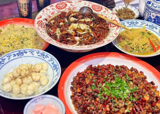 杨陈张江湖川菜