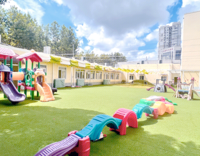 阳光雨露幼儿园