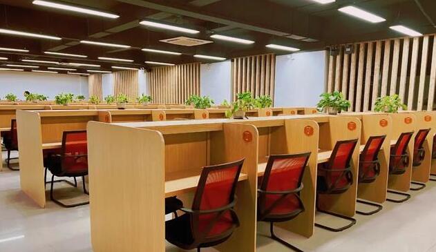 智郎星AI自习室